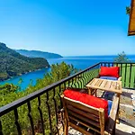 Oda ve Kahvaltı Manzara Bungalow Fethiye