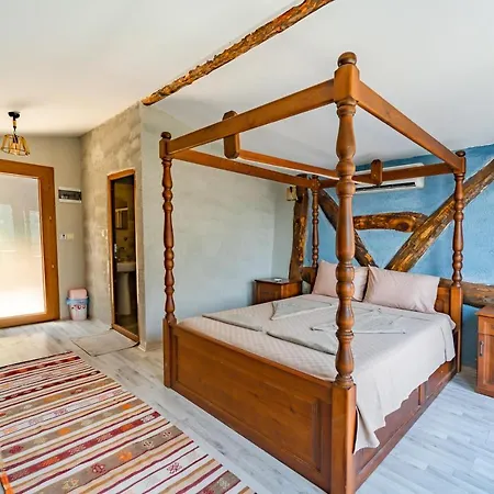 Manzara Bungalow Bed & Breakfast *