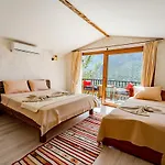 Panzió Manzara Bungalow
